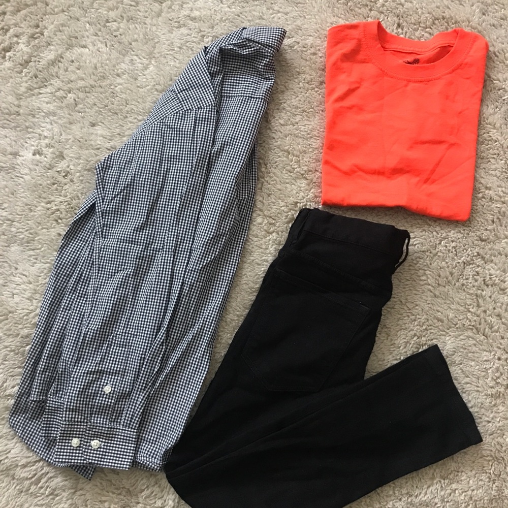 BOYS BUNDLE OUTFIT - ALL NWOT !!🖤🎉